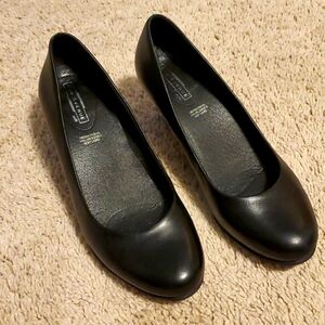 Black leather heels EUR 38/US 7.5